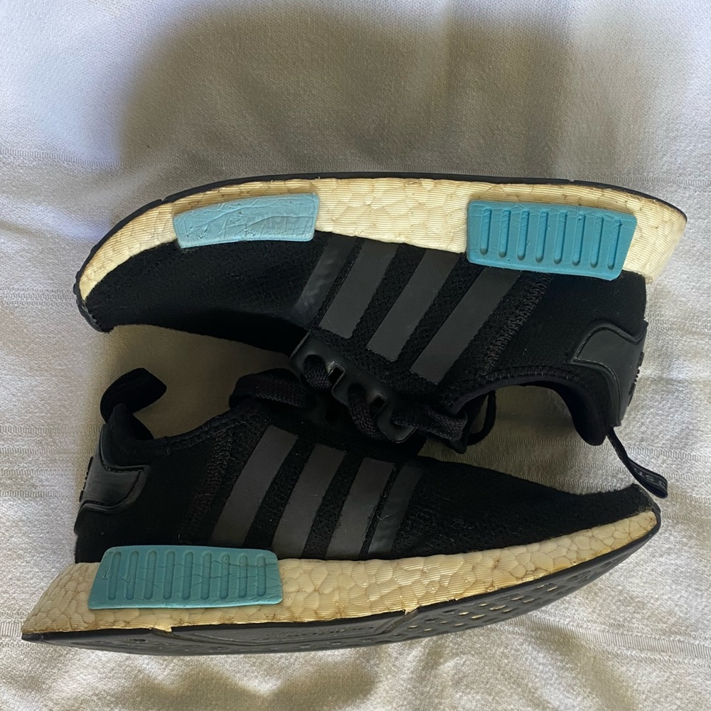Adidas NMD R1 Icey Blue/Black/White 5.5
